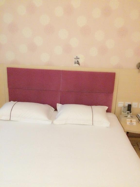 Super 8 Hotel Chengdu Airport Branch Quarto foto