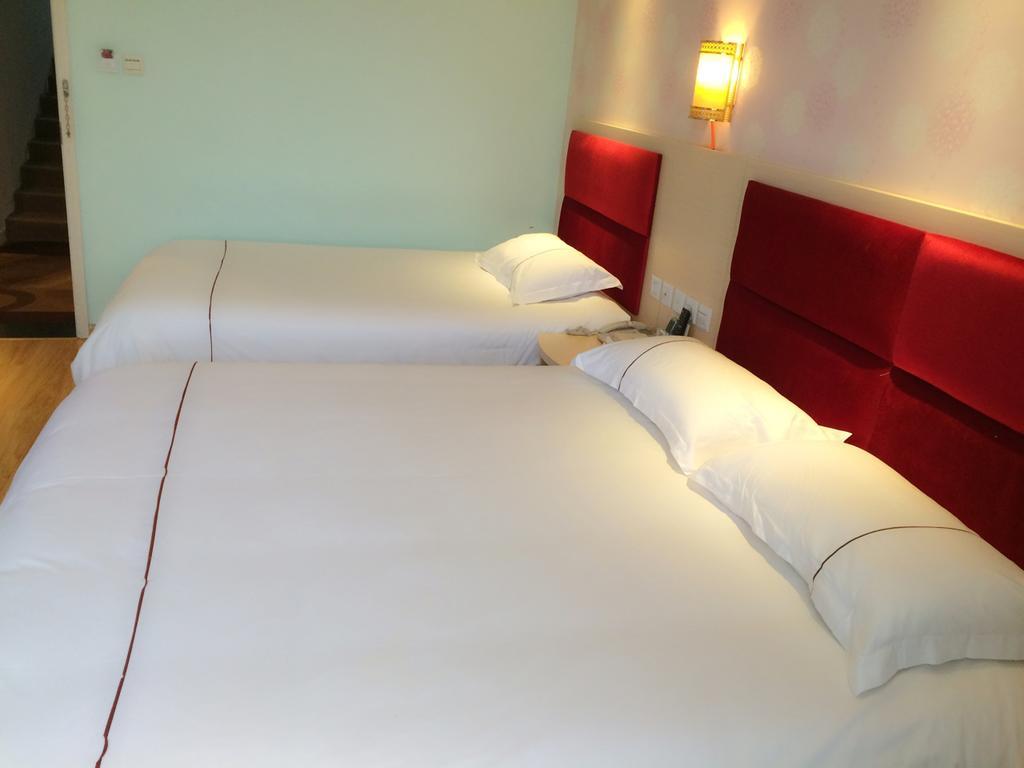Super 8 Hotel Chengdu Airport Branch Quarto foto